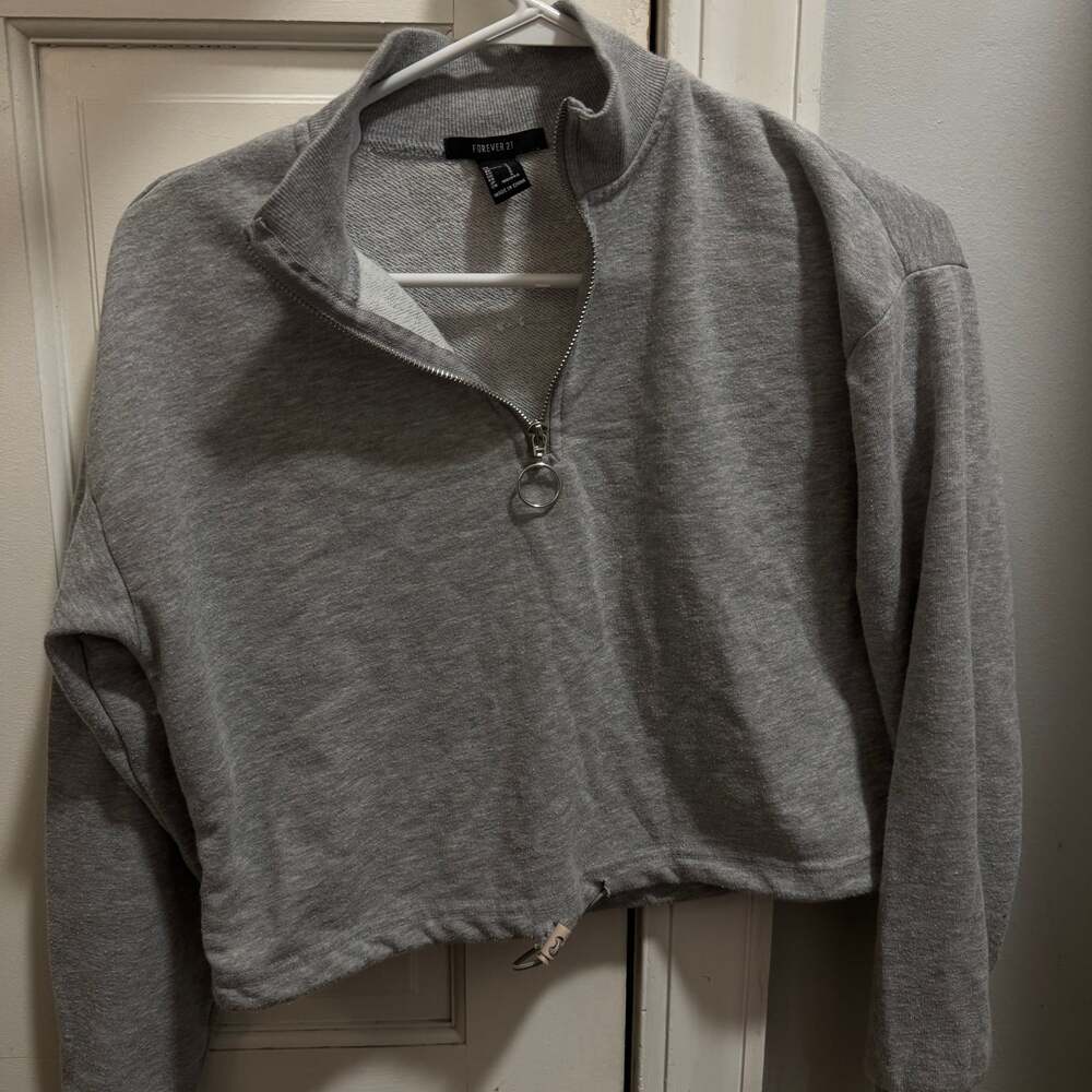 Forever 21 Grey Cropped Quarter Zip Sweatshirt